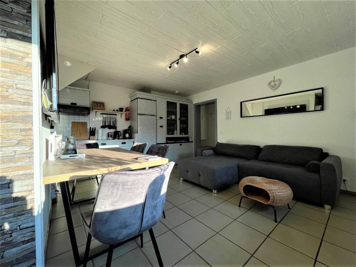 ブライTraumhafter Moselblick, Garten & Lounge, Boxspringbett, Top Lageアパートメント エクステリア 写真